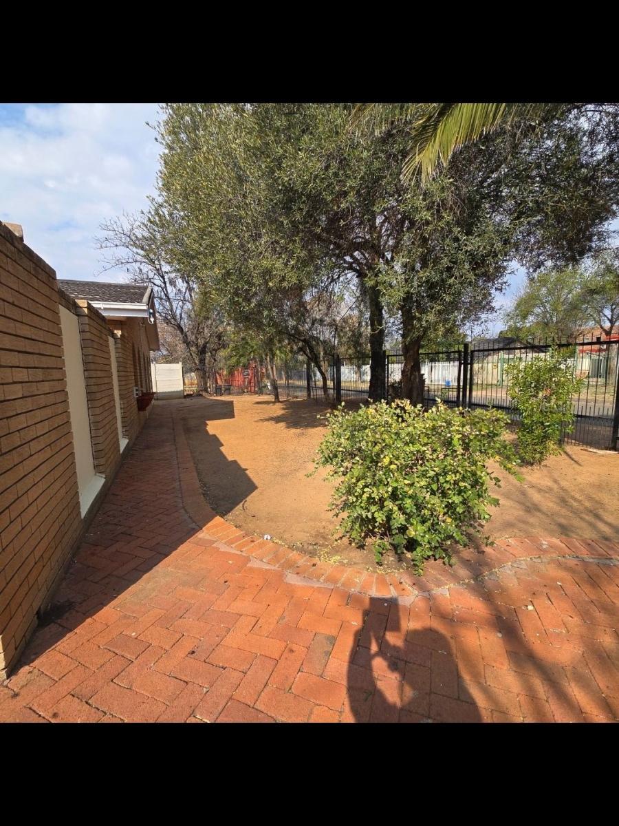 14 Bedroom Property for Sale in Brandwag Free State